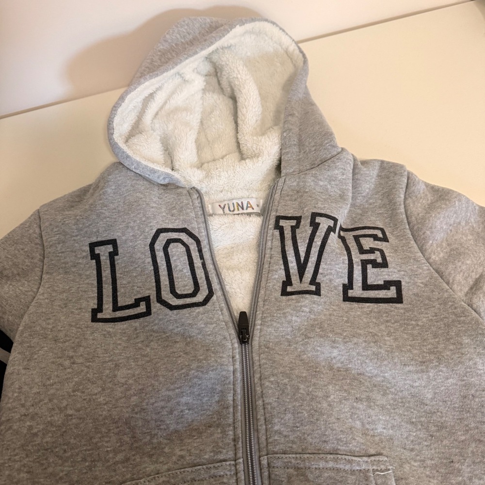 Yuna Womens Heather Gray LOVE Graphic Faux Shearling Lined Zip Up Hoodie Size M